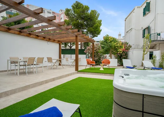 Urban Bliss Guesthouse II